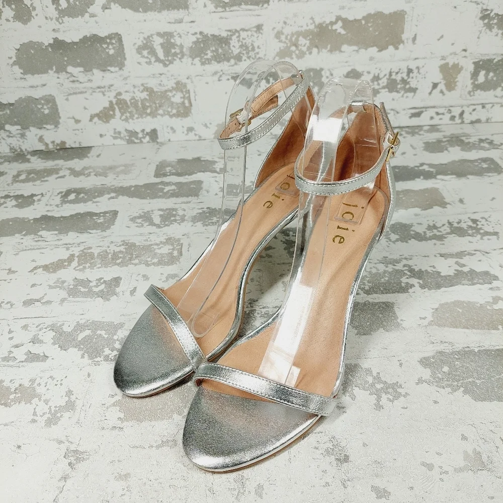 NEW Joie Maisie Silver Leather Ankle Strap Heeled Sandals H376